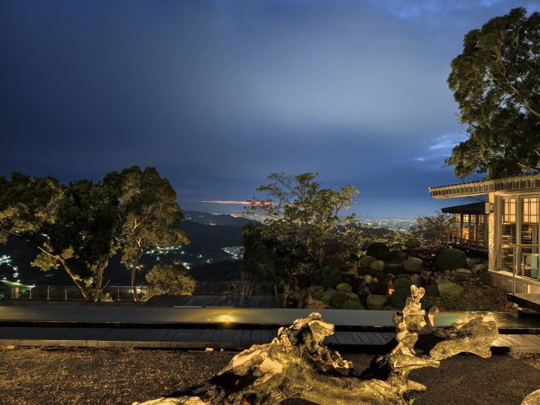 揭穿公司面紗：法人格獨立遭濫用的衡平救濟